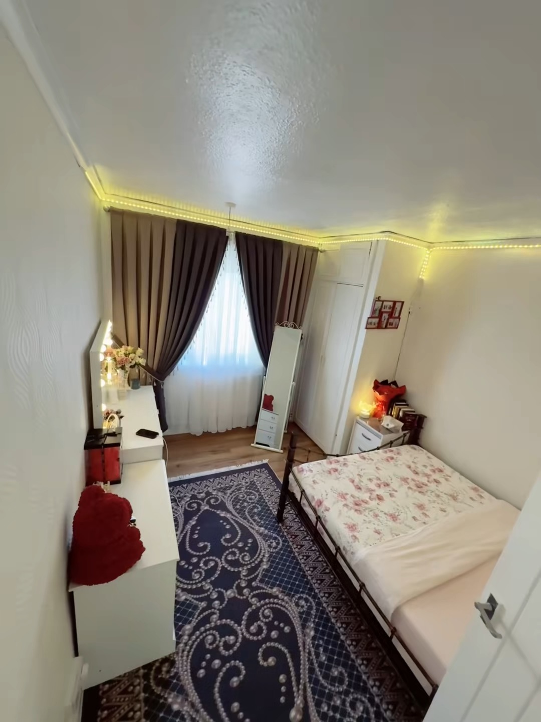 3-Bedroom Ground floor Maisonette Flat