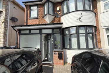 For sale: 6 Bed, 3 bath, 2 reception